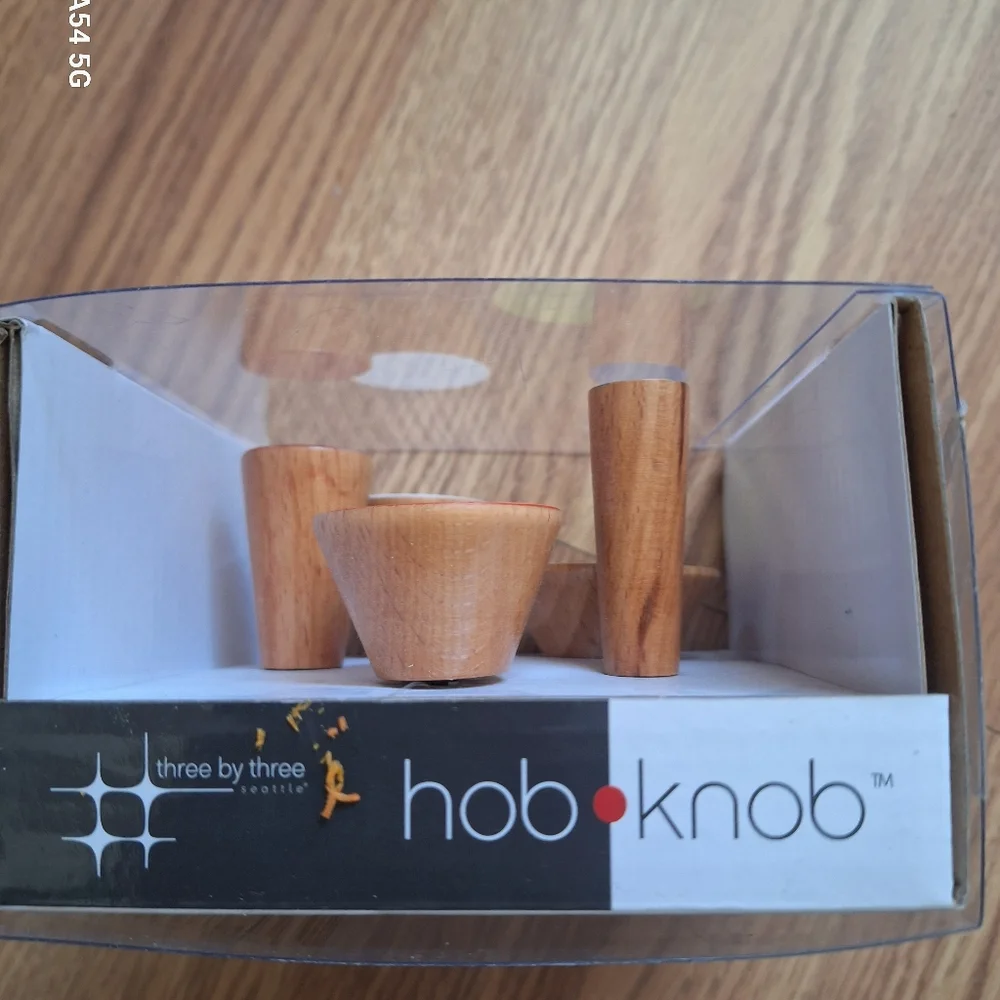 Hob Knob Wooden Knob Set